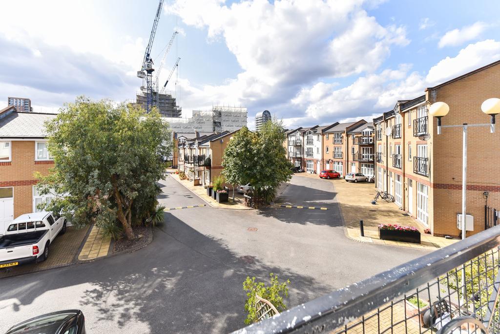 Riverbank Stay London Luaran gambar