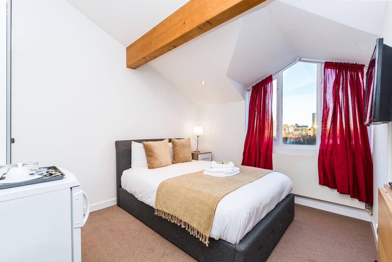 Riverbank Stay London Luaran gambar